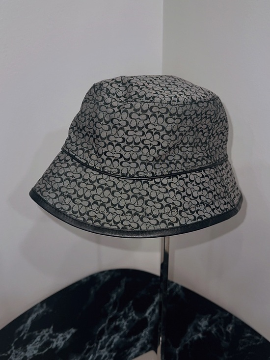 Coach Accessories - Coach Gray/Black Signature Monogram Bucket Hat Size M / L AUTHENTIC Unisex